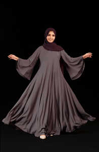 Vêtements ethniques pour femmes, abaya parapluie, designs tendance 2024, nouvelle tendance, vêtements modestes pour femmes, abaya de style pakistanais - Product Image 2