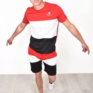 T-shirts d'entraînement de sport avec short assorti Offre Spéciale ensemble de vêtements de sport et de fitness - Product Image 2