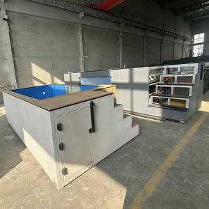 Piscina de Fibra de Vidrio, Plástico y Madera con Estructura de Acero y Cubierta para Patio - Product Image 4