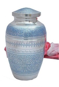 Luxury Choice Urnas de metal de latón Urnas de entierro con grabados de belleza y la figura de Jesucristo, tamaño grande - Product Image 3