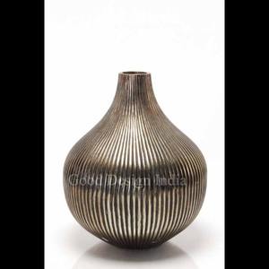 แจกันโลหะสแตนเลสทันสมัยหรูหรามีเอกลักษณ์ตกแต่งบ้านแจกันโต๊ะทันสมัยแจกันตะวันตกสไตล์เรียบง่ายแจกันดอกไม้เหล็กชายฝั่ง - Product Image 2