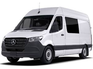 Mercedes-Benz Sprinter 3500XD 2022, ligeramente usado, en buen estado. - Product Image 3