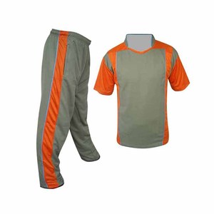 Kit d'uniforme de cricket sublimé personnalisé chemise à manches courtes et pantalon vêtements de match personnalisés pour le cricket - Product Image 3