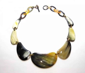 Collier en corne de buffle d'eau de Style nautique fait à la main pour les femmes sculptées Agate décoration taille personnalisée prix Offre Spéciale bijoux en corne - Product Image 6