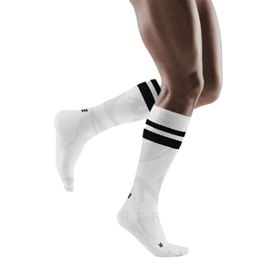 Vente en gros de chaussettes de sport personnalisées de haute qualité, chaussettes de sport en coton pour hommes, chaussettes de sport et de plein air, services OEM - Product Image 1