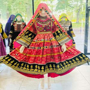 2025 último vestido de mujer bordado a mano tela de red transpirable ropa de fiesta de boda de invierno en tarifa al por mayor - Product Image 2