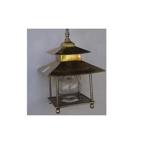 Lámpara colgante de latón de alta calidad con cableado eléctrico de aluminio Lámparas de mesa y pantalla de Metal de techo Hecho en latón - Product Image 2