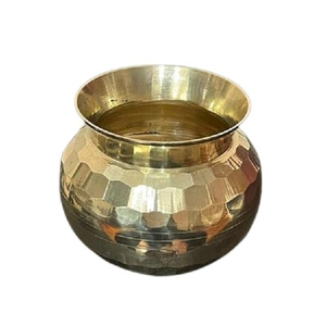 Lota Vintage de Latón Puro con Acabado Pulido para Uso en la Cocina, Artículo de Cocina Lutiya Árabe Antiguo de Alta Calidad - Product Image 4