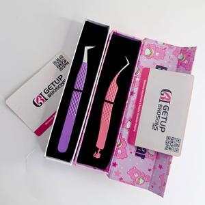Pince à cils GETUP BROSONS IMPEX Russian Volume en acier inoxydable, style dauphin, pointe argentée, anti-magnétique, prise en main parfaite, 10 mm - Product Image 1
