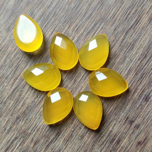 Cabujón en forma de pera facetado de Calcedonia de Mango Natural de alta calidad para la fabricación de joyas piedras preciosas de Color amarillo todos los tamaños disponibles - Product Image 1