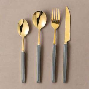 Ensemble de 5 couverts en métal de style français, en argent, avec poignées noires mates, dernière arrivée, fournitures pour restaurants - Product Image 2