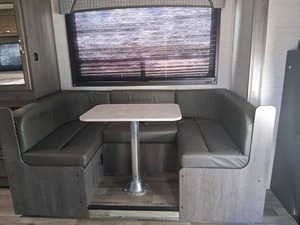 J-a-y-c-o R-e-d-h-a-w-k S-e 2-2-A-F usado del 2023 en venta - Product Image 2