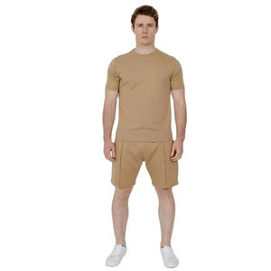 Ensemble t-shirt et short imprimés décontractés d'été pour hommes Nouveau design High Street Style Respirant Costume 2 pièces à motif uni - Product Image 3