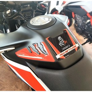 Adesivo Protettivo 3D in Resina Gel per Serbatoio Compatibile con Moto KTM 390 Adventure - Product Image 3