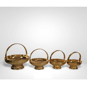 Vente de luxe en laiton traditionnel bol en forme de Pooja décoratif polyvalent en laiton Antique bol décoratif poignée motif - Product Image 1