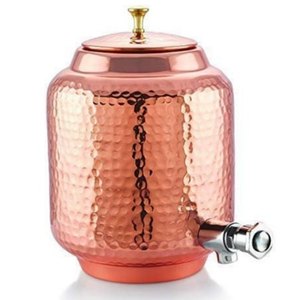 เหยือกน้ำทองเหลืองขายดี ดีไซน์หรูหราแบบมุกไล ภาชนะอายุรเวท ชุดของขวัญ เหยือกทองเหลืองแท้สำหรับเสิร์ฟ - Product Image 5