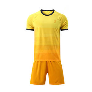 Uniforme de Fútbol de Secado Rápido y Transpirable, 100% Poliéster, de Alta Calidad, Colores y Logotipo Personalizables - Product Image 1