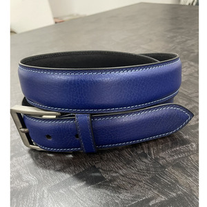 Cinturón Azul de Cuero Genuino Premium para Hombre con Hebilla Metálica, Cinturón de Moda Hecho a Mano y Duradero para Jeans y Ropa Casual - Product Image 2