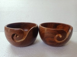Bols en fil de bois de rose sur mesure de taille 6x3 pouces, idéaux pour la revente par les magasins de fournitures de fil et de fibre - Product Image 2