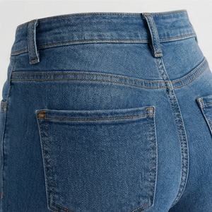 Jeans en denim pour femmes, pantalon évasé côtelé sur mesure, design empilé, respirant, en coton, couleur personnalisée, streetwear - Product Image 5