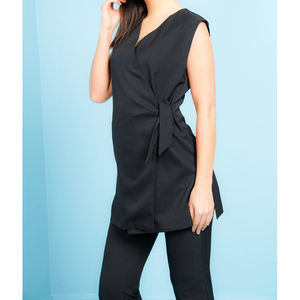 Uniforme de Esteticista sin Mangas, Estilo Envolvente, Ideal para Salón de Belleza, Spa y Peluquería, Múltiples Colores y Opciones de Logotipo - Product Image 5