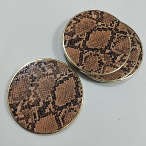 Dessous de verre en cuir Tiger Texture Rexine le plus populaire de meilleure qualité en cuir véritable léopard pour tasse et boissons en Inde - Product Image 1