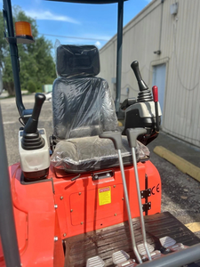 Mini-excavatrice Kubota D902 diesel TYPHON TERROR XVIII de 4 000 lb - Product Image 5