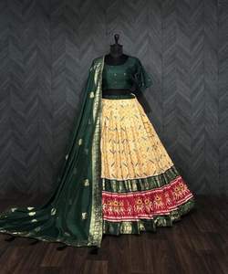 Atractivo precio al por mayor Velvet Lehenga Choli Set con el mejor precio y elegancia asequible Plus Size Perfection Lehenga - Product Image 1
