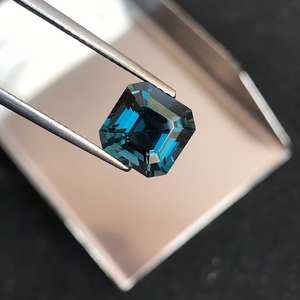 พลอยโทแพซเจียระไนทรงสี่เหลี่ยมพลอยเทียมสีฟ้าธรรมชาติส่งตรงจากโรงงานสั่งซื้อขั้นต่ำ100ชิ้น - Product Image 1