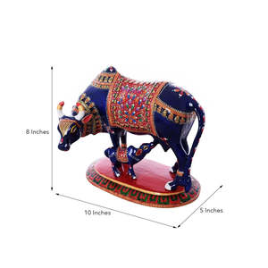 Estatua de Vaca y Ternero Hecha a Mano con Arte Tradicional Meenakari, Metal Azul y Rojo de 25 cm, Artesanía para Espacio de Oficina, Ocasión Diwali - Product Image 4