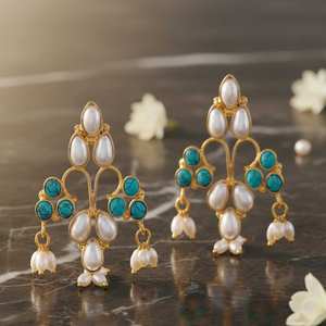 Pendientes Largos con Cuentas Chapados en Oro de Alta Calidad para Mujer, Joyería Artesanal India para Exportación y Pedidos al por Mayor - Product Image 4