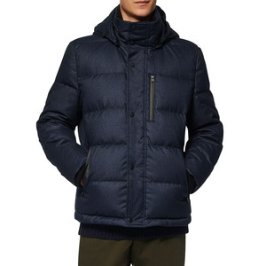 เสื้อแจ็คเก็ตพัฟเฟอร์บุหนาแบบกันความร้อนสำหรับฤดูหนาว คอตั้ง ปักลายกราฟิกตามสั่ง สำหรับผู้ชาย ขายส่ง - Product Image 4