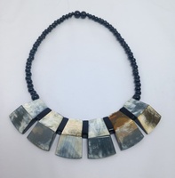 Collier artisanal en corne naturelle pour femme, 18 pouces, perles de luxe, pendentif unique en corne de buffle, bijou bohème tendance, cadeau