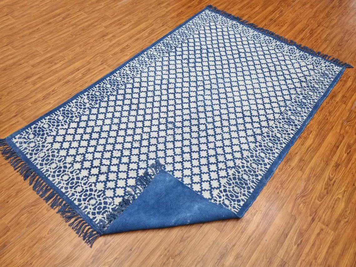 Identique à l'image