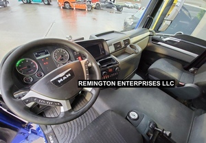 Camion benne MAN TGS 35.440 8x4 diesel à transmission automatique, conduite à gauche, modèle 2016, poids lourd d'occasion à prix abordable - Product Image 2