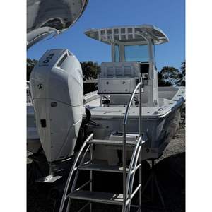 2026 Blackfin 262 HB Nouveau type de carburant essence - Product Image 1