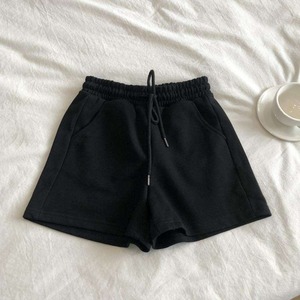 Short d'été pour femmes avec logo personnalisé en gros Short de course ample à taille élastique de couleur unie pour femmes - Product Image 2