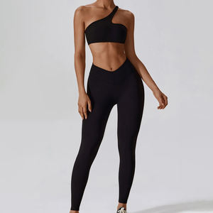 Services OEM personnalisés, ensemble de yoga pour femmes de style actuel, couleur unie, meilleur fournisseur, quantité en gros, ensemble de yoga pour femmes adultes - Product Image 1