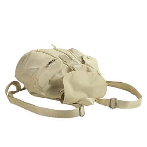 Mochila de Poliéster Impermeable de Gran Capacidad, Nuevo Estilo de Moda de Verano, Cierre de Cremallera, para Viajes y Ocio, Hecha en Vietnam - Product Image 2