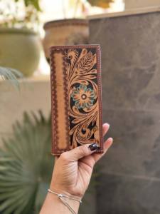 Nouvel arrivage Portefeuille long pour hommes Style occidental sculpté à la main en cuir doublure en nylon élégant porte-monnaie RFID cadeau pour lui chaud - Product Image 2