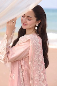 Robes de fête de mariage personnalisées pour femmes, costumes attrayants de style indien Shalwar Kameez, décoration en dentelle pour adultes, logo personnalisé - Product Image 5