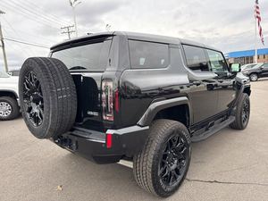 รถเอสยูวี GMC Hummer EV รุ่นปี 2025 ระบบขับเคลื่อน 2 ล้อ แบบ AWD - Product Image 2