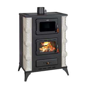 12.1 kW Puissance de chauffage ambiante Cheminées à bois autoportantes au design moderne de qualité supérieure de Bulgarie - Product Image 1