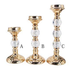 Bougeoir fini en laiton métal T lumière chandelier piliers décoratif pour la décoration de la maison bougeoir luxe pour la vente - Product Image 2