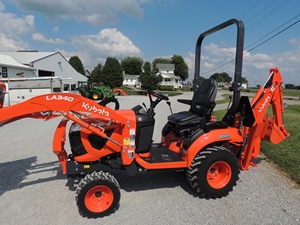 Utilizado para tractor de ruedas KUBOTA BX23S para agricultura y trabajo en el suelo - Product Image 3