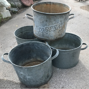 Maceta de Metal galvanizado moderna rústica, macetas decorativas de hierro grandes pequeñas, suministros de jardín, precio al por mayor - Product Image 1