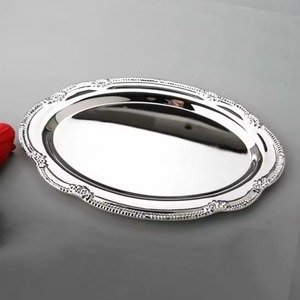 Plateau contemporain en métal écologique fabriqué à la main en émail de couleur pour l'affichage festif dans les plats et assiettes de la maison moderne - Product Image 5