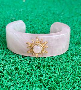 Manchette en pierres précieuses de quartz rose naturel pour hommes ou femmes Manchette en pierres précieuses de conception unique Cadeau spécial pour elle - Product Image 1