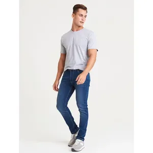 Jeans slim pour hommes avec collection de polos promotionnels personnalisés - Product Image 1