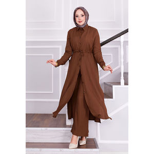 Ensemble hijab formel-casual marron avec pantalon ceinturé, vêtements musulmans à imprimé floral en tissu de crêpe de chiffon tricoté - Product Image 3